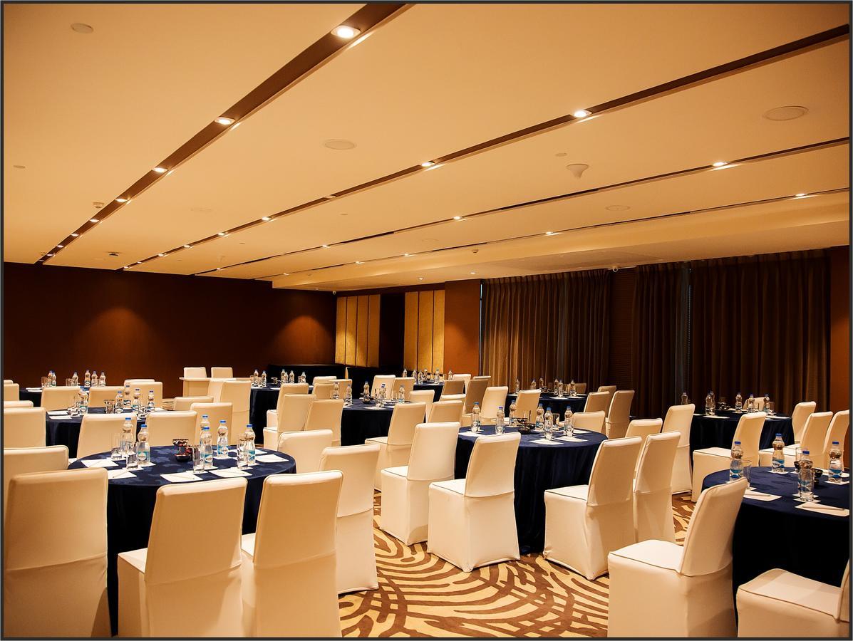 Radisson Lucknow City Center Zewnętrze zdjęcie